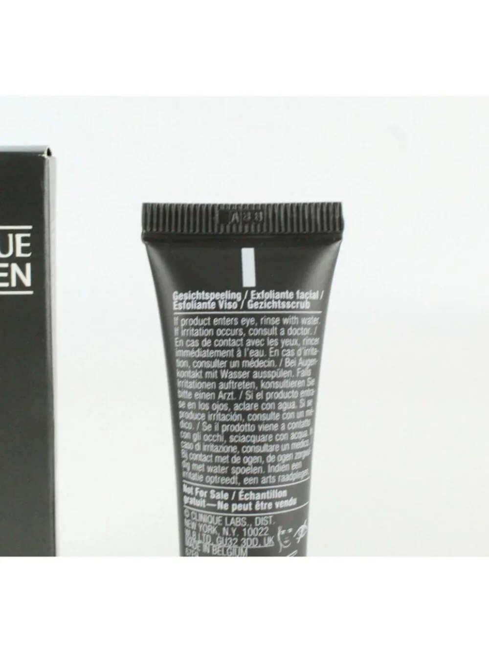 Clinique for Men Face Scrub Exfoliant Visage, 0.5 oz/ 15 ml